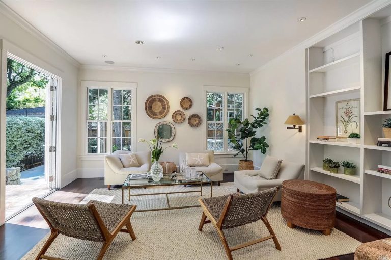 Read more about the article Murray Avenue